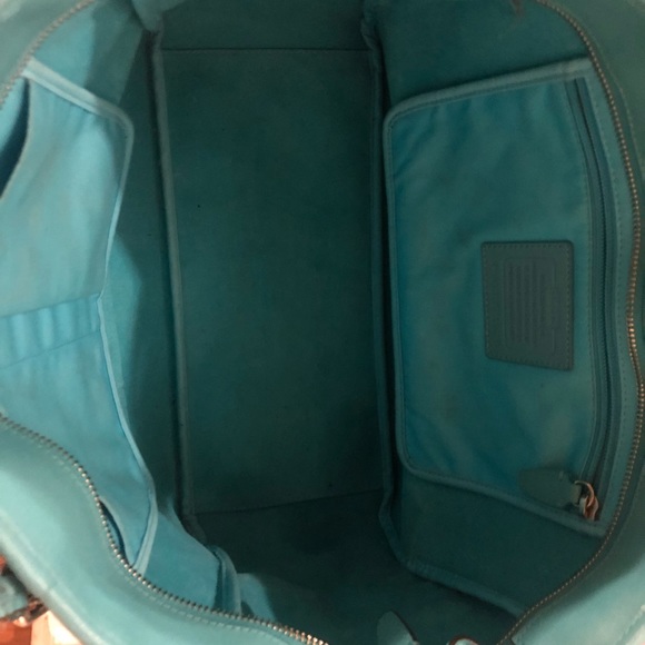 Coach purse - Picture 2 of 3